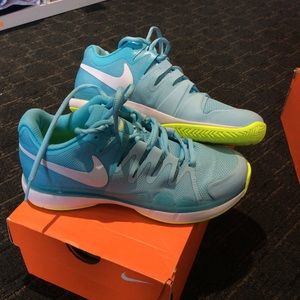 Women’s Nike Zoom Vapor 9.5 Tour tennis shoes